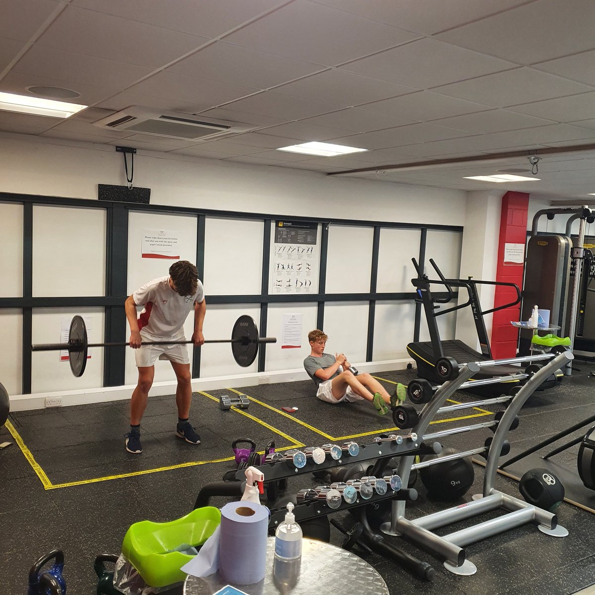 Students enjoying a session in the Fitness Suite! 

#radleysportscentre #radleypeople