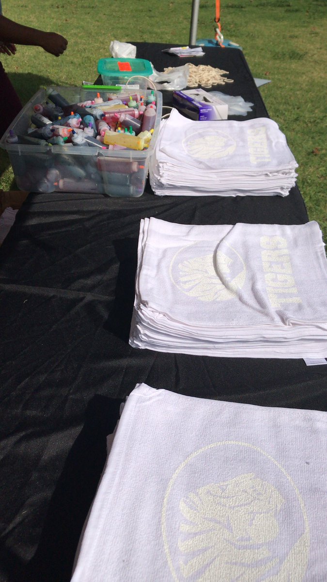 ECUTigerOCI's tweet photo. We’re all set up come tie dye a rally towel! We’ll be here while supplies last! @ECUTigerUpdates @ECUTigers @ECUHousing https://t.co/5OCDXJDQ0m
