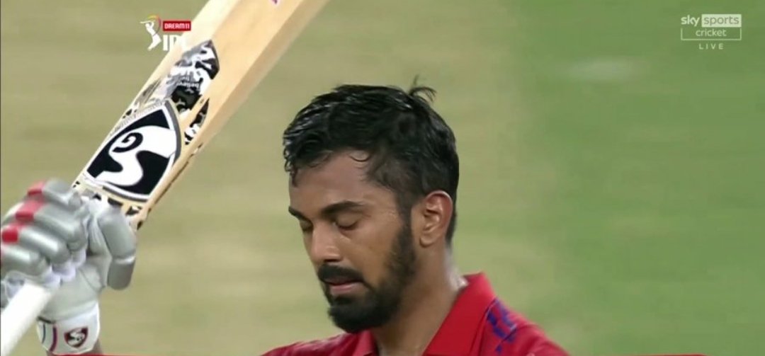 RK_Rohan29's tweet photo. What an inning. Brilliant one🔥.
#KXIPvRCB https://t.co/7qh1U5Pi7E