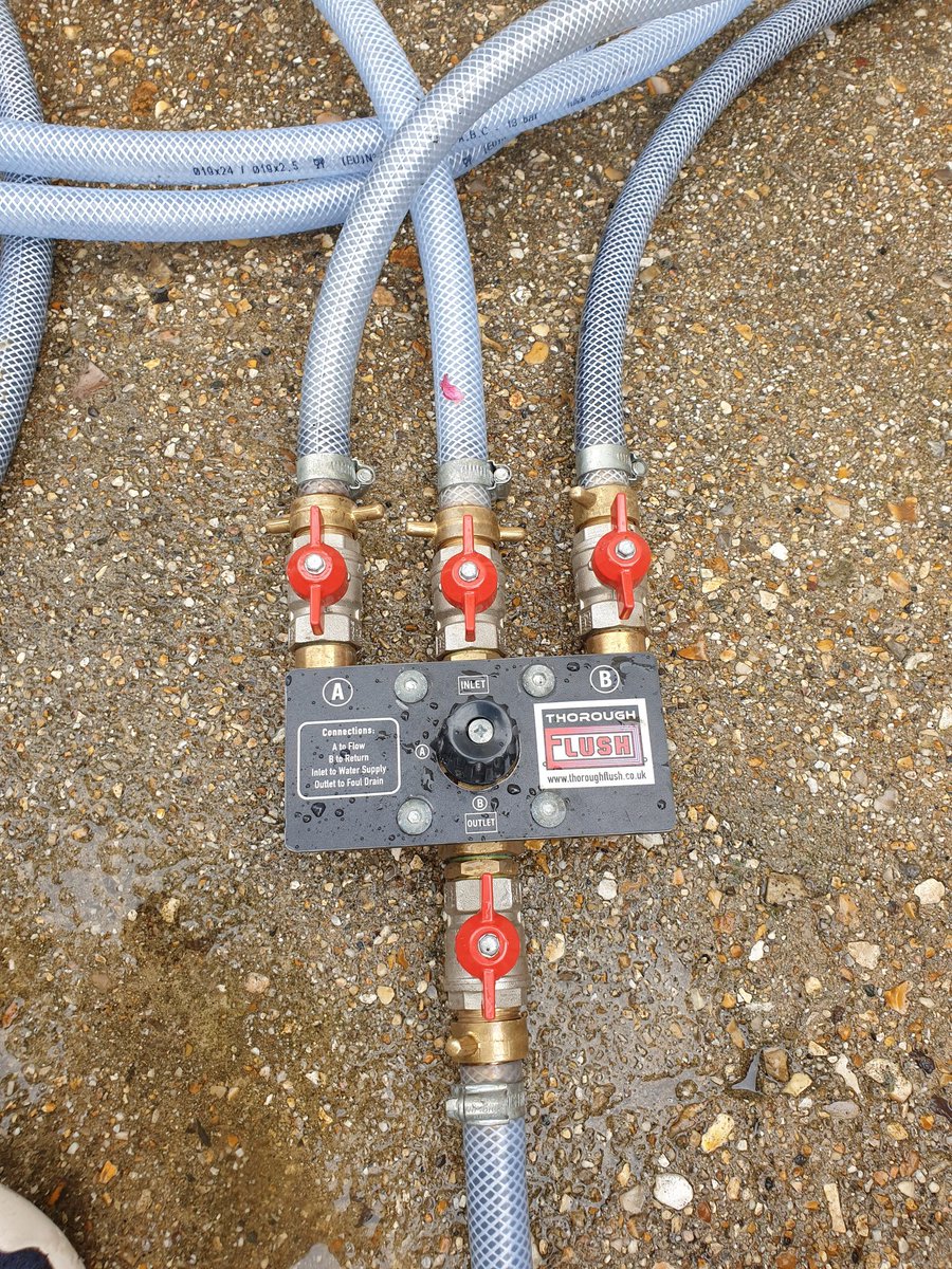 Titanheat's tweet photo. 2nd install this week done in #SuttonPoyntz old BBU removed along with cylinder and tanks and installed was a new @vaillantuk ecotec plus 825 with #sensohome controls. Added some @SpirotechUK and thoroughflushed the hell out of the system and upgraded the gas supply. #advance https://t.co/g4BGgjYeny