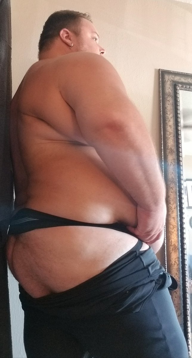 nic11029's tweet photo. Giving away a free 6 month subscription to my onlyfans. Just retweet this post and I will draw a person at random to be the winner on 10-04-2020!

https://t.co/I6G1NPVxaT https://t.co/lKuoBJHx9v