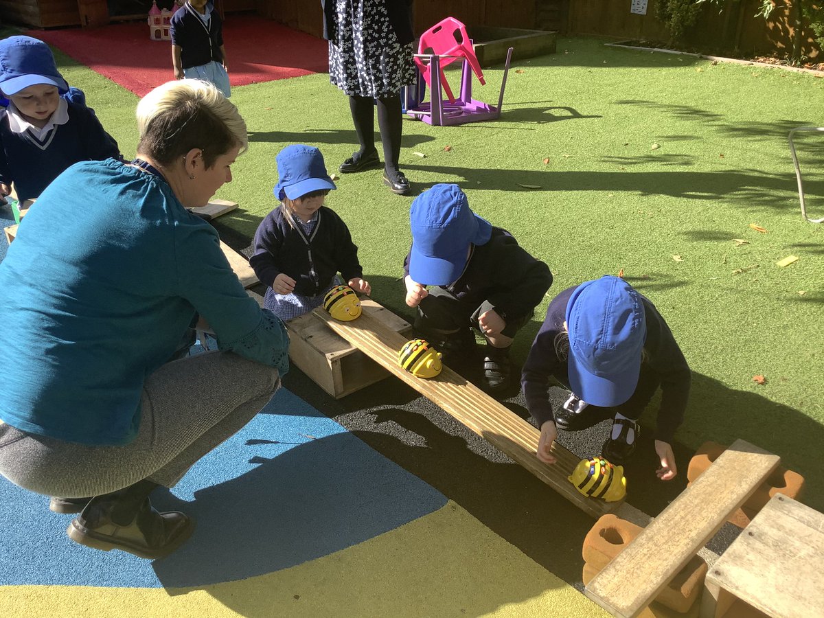 ColPrepHigh's tweet photo. Our Nursery children had so much fun in the Early Years garden today building an obstacle course for their Bee-Bot programmable floor robots to navigate. #STEMeducation #firststepsinlearning #cognitaway https://t.co/gOkTCY4QGl