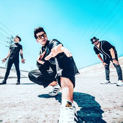 𝙍𝙊𝙈𝘼𝙉𝘾𝙀 & 𝙍𝙀𝘽𝙀𝙇𝙇𝙄𝙊𝙉 tweet media