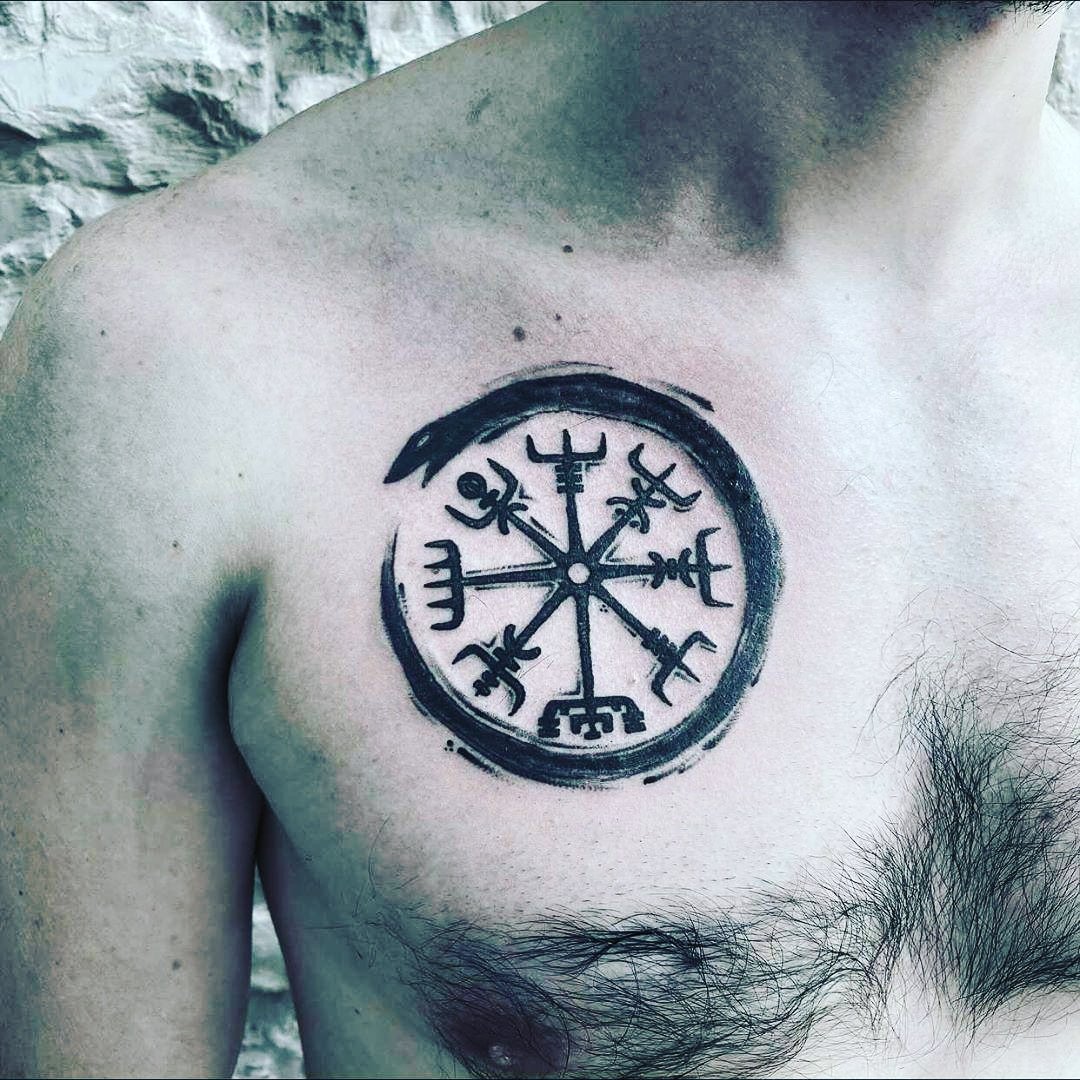 donghium's tweet photo. La morte ci fa paura? No!
Non abbiamo intenzione di morire vecchi nei nostri letti. La vittoria è più bella quando è conquistata duramente.
Il Valhalla ci attende! ⚡
#vegvisir #midgardsormr

#vichinghi #vikings #norreni #rune #skol #valknut #tattoo #tatuaggio #firsttattoo https://t.co/tzNbeNWtz2