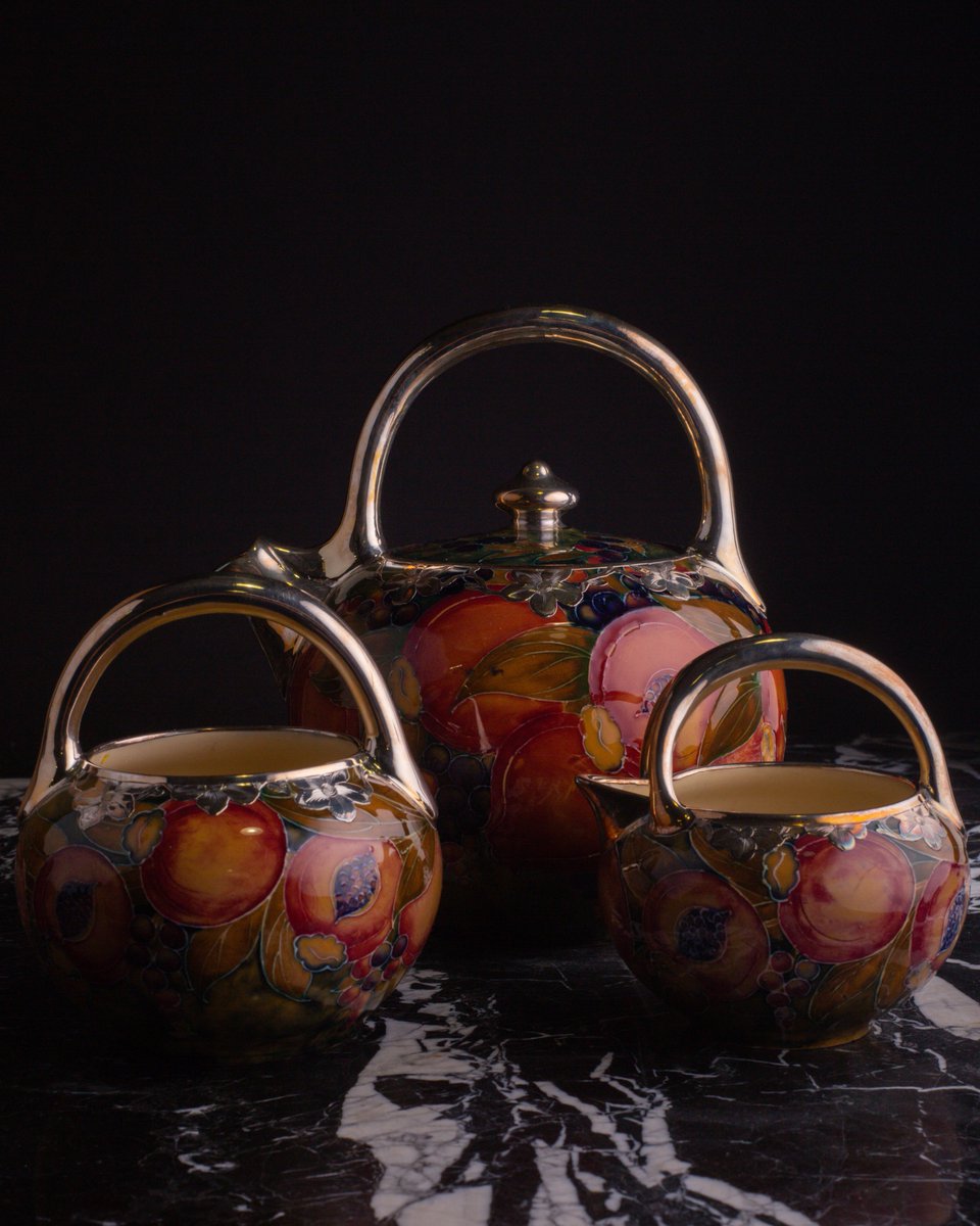 MrSWphoto's tweet photo. Really happy with this rare Moorcroft three piece tea set making over £15k. Not the average thing you get the opportunity to photograph. Congrats @DawsonsAuctions 
https://t.co/xJBAITBj66 
#Moorcroft #AuctionUK #Sold #LifeOfaPhotographer https://t.co/G6R14AEsHf