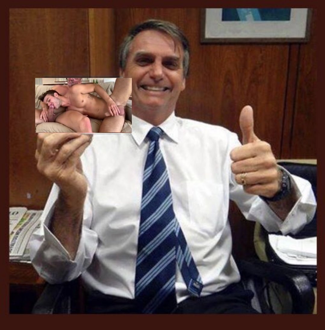 papodeYag's tweet photo. @ClemonCarlos @isadontsurf @jairbolsonaro Tinha medo 😰 de um 1️⃣ eu 😍te 💁‍♂️ amo 🥰 sair 🏃da minha boca🌬️ até que um dia 🗓️ ele saiu  😱eu gelei🥶te olhei👀 você disse eu também 💁‍♂️🥰e sorriu😁 ele me disse vai 😡eu disse já vou 😔ele me disse volta🥺 eu disse ooh😯 ai que😞😥 saudade de você debaixo ⬇️do meu cobertor https://t.co/pR3GuwzebC