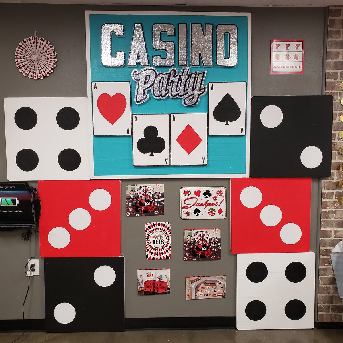 l_valerio's tweet photo. It feels great and I'm proud making this back drop photo op for my fellow associates and our store leaders..Here we go!! #6688StanfordRanch Success Sharing 2020 @JamieB_THD @Tina_Colada_81 @ByTheRanch @4dbluiz #Allstyrofoamcutouts #Allhandpainted https://t.co/f9v6vPFZCd
