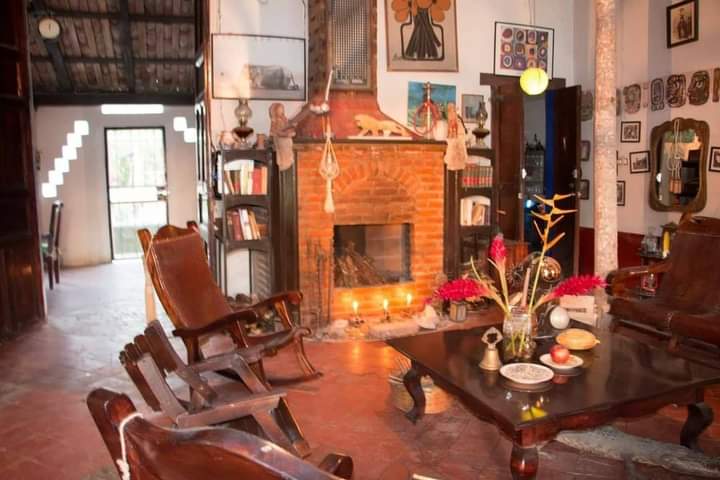 OCV_Tabasco's tweet photo. En la Hacienda La Chonita Hostal & Temazcal, se produce el mejor #Chocolate del #mundo. Cuando vengas a #Tabasco visítala y vivirás experiencias únicas, relájate en el Temazcal y descansa en el hostal rural.
Ruta: #DelCacaoAlChocolate
#NosVemosEnTabasco
#VisitTabasco https://t.co/XbSvk3N1PC