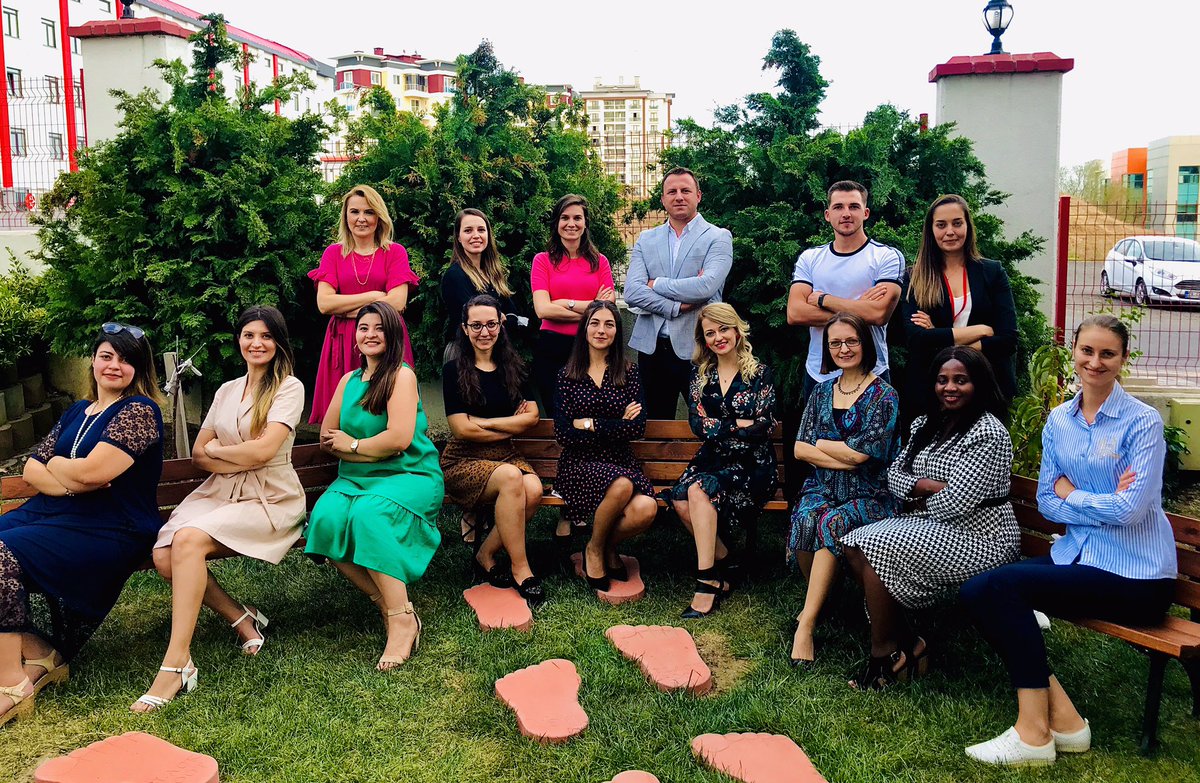 ✨✨Harika Ekip✨✨
Okul öncesi öğretmenlerimiz ile güzel bir veli toplantısını geride bıraktık... Teşekkürler hepinize 👏👏