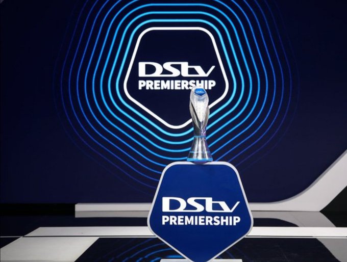 mitchokonta's tweet photo. Hello @mekus102 @yemiTM442 @NGfootyactivist
Now we have a title sponsor for the league in @DStv ,
anyway, it is the South African Premier Soccer League @OfficialPSL
#TheyMove https://t.co/VvIlB9JB4O