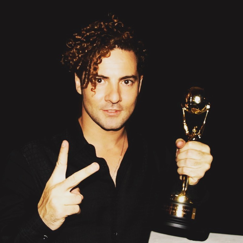anamari_db's tweet photo. The best selling spanish artist!
Montecarlo! 27 de mayo 2014!
#WMA2014 @davidbisbal 👏 https://t.co/fPG1kxkBXV