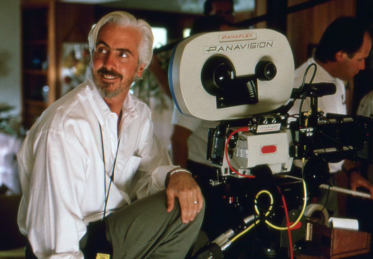 джон гиллермин режиссер. стеллан скарсгард девушка с татуировкой дракона. ридли скотт 2022. профессия кинорежиссер. надежда фильм 2019 стеллан скарсгард.