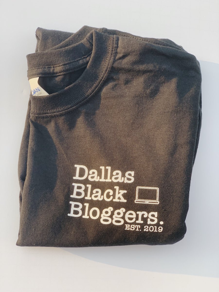 missybabyy's tweet photo. NEW MERCH IS HERE!! 👏🏽 Long sleeve tees and DBB masks are up on our site right now! Grab yours before they are gone - Appreciate each and every one for you for your support #DBB #DBBTribe #dallasblackbloggers 🔗 LINK IN BIO ✨ https://t.co/s0UsrlhHCw