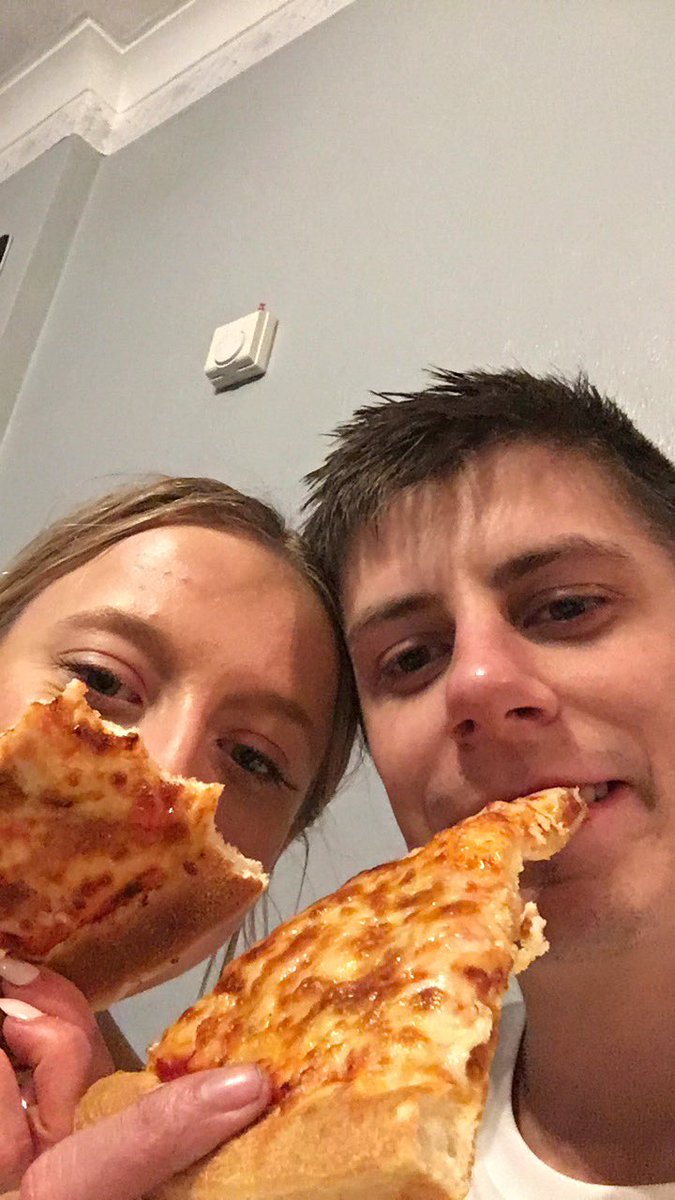 LukePearce3's tweet photo. Nine years with this stunner @amycrisp_  thank you for everything you do for me and of course for putting up with me ❤️❤️ https://t.co/bUroCshJtn