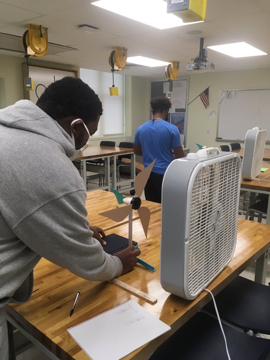 BrianLiskey's tweet photo. Time to design our own turbines. https://t.co/rBsUmINcxd