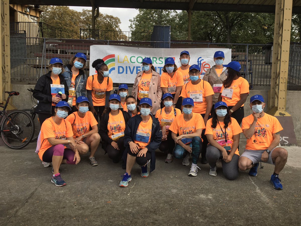 Bravo aux motivés @bnpparibas qui ont soutenu avec <a href="/AFMD_Diversite/">AFMD</a> des associations pour les plus fragiles en participant à @CourseDiversite
🏃🏻‍♀️🚶‍♂️🏃🏿‍♂️
Une équipe au top 
#diversité #inclusion 
@CharteDiversite <a href="/Sf_Merlo/">Sofia Merlo</a>