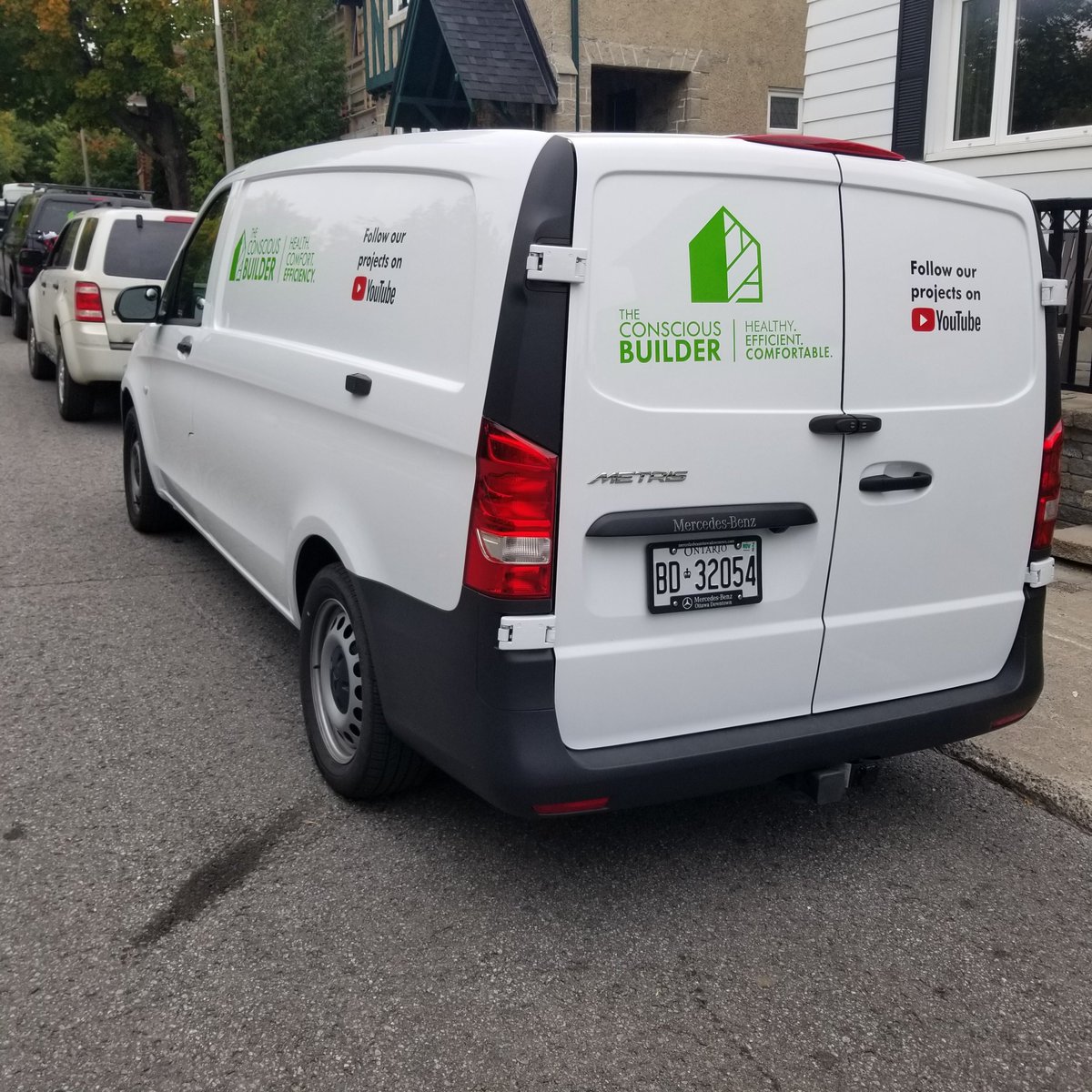 graphictreena's tweet image. Premium cast vinyl decals installed at jon site for @BuildConscious 
#ottawasigns