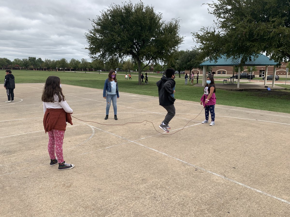 GNievesEDU's tweet photo. Recess fun while socially distanced:) #prideinside2021 #slaughterES #mymisd https://t.co/bufOsCjqE6