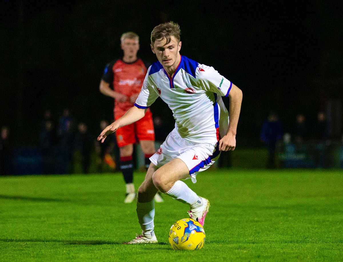 good experience playing in the FA cup last night, into the 🎩 for the next round. good to get an assist as well⚽️