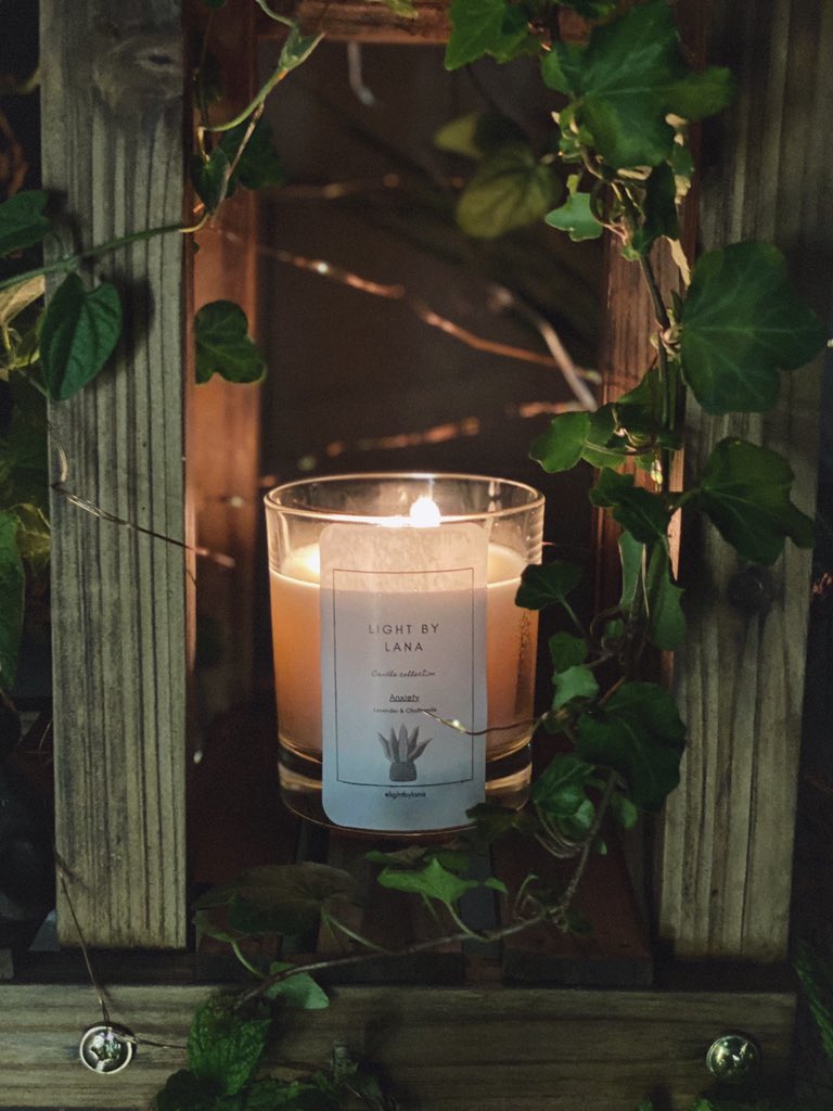 Lavender + chamomile = the perfect scent to tackle anxiety. ❤️🌱
.
.
.
.
.
 #candles #candlecollection #candleobsession #candleaddict #soycandle #soywaxcandles #vegancandles #candlebusiness #handpoured #homemadecandles #vegancommunity #shopsmall