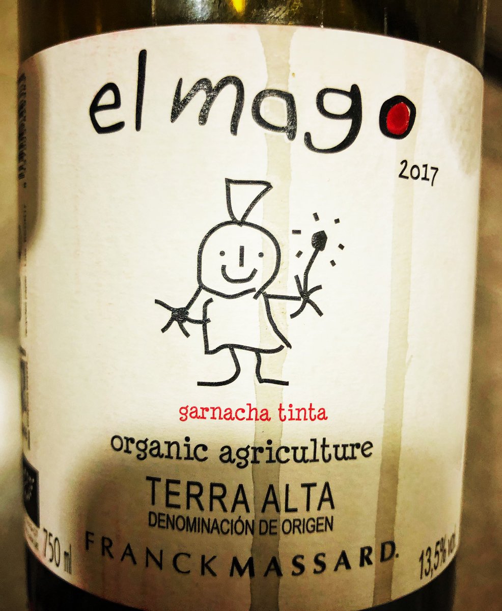 Última copa de El Mago 2017 de Frank Massard en <a href="/doterraalta/">CRDO Terra Alta</a> para <a href="/epicurewines/">Epicure Wines</a> mientras empiezo a preparar la cena. Garnacha sencilla, buen precio y trago largo.