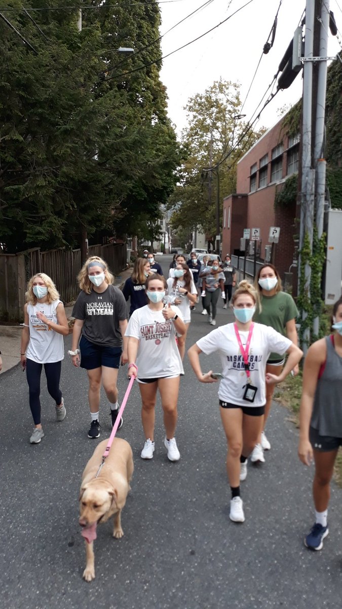 MoravianWBB's tweet photo. Took to the streets of Bethlehem to do our part for this year's virtual heart walk! @AHALehighValley #lehighvalleyheartwalk #beautifulevening #maskem https://t.co/zwIHG5NPR8