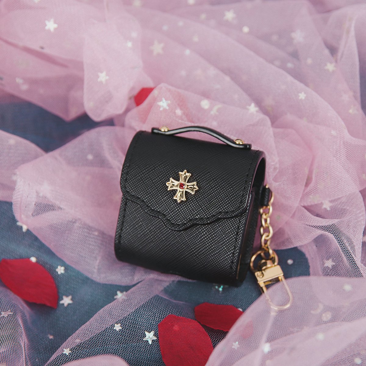 clueofficial1's tweet photo. [Clue x Saint tail]
Sally's Airpods case
✔️ Link to overseas purchases : https://t.co/bueNDeaeou https://t.co/7Tlp3SLE2x