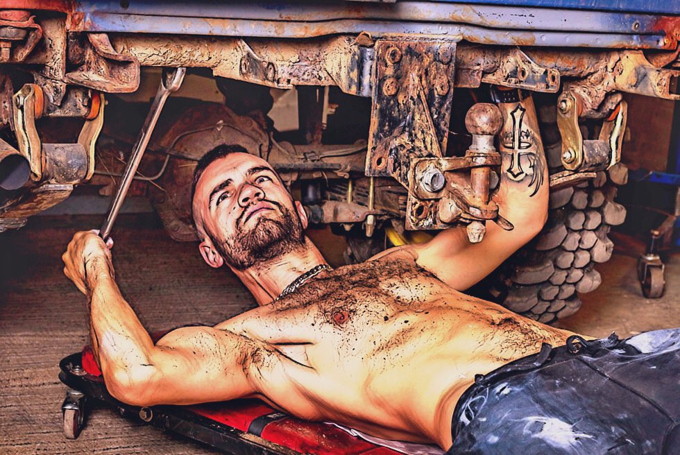 JoelRyderMedia's tweet photo. Just a quick sample of fitness, portrait &amp; event photography 🤓😎 #photography #photooftheday #photoshoot #fitness #flex #mechanic #portrait #PortraitChallenge #eventography #lgbt #pineapple #Motivation #silhouette https://t.co/jPODdyvDut