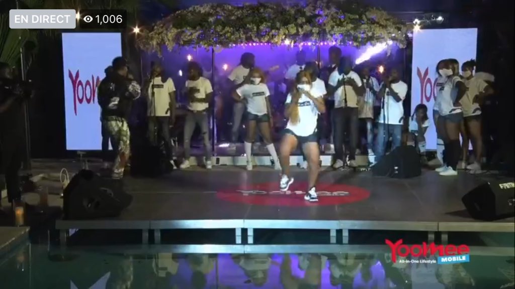 Mr_Rhadamanthe's tweet photo. #YoomixCommunity #ConcertKoffi #CamerDigital https://t.co/MY8MXTkKbu