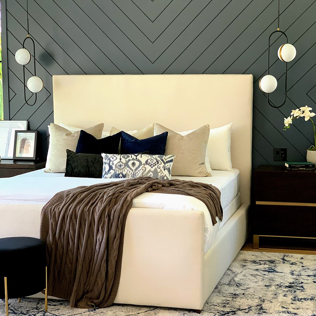 Combining rotating globes and contrasting finished, Tagliato pendants blend modern &amp; classic design &amp; pull the whole style together with high-quality materials. Tag somebody who would love the Tagliato. #aloralighting