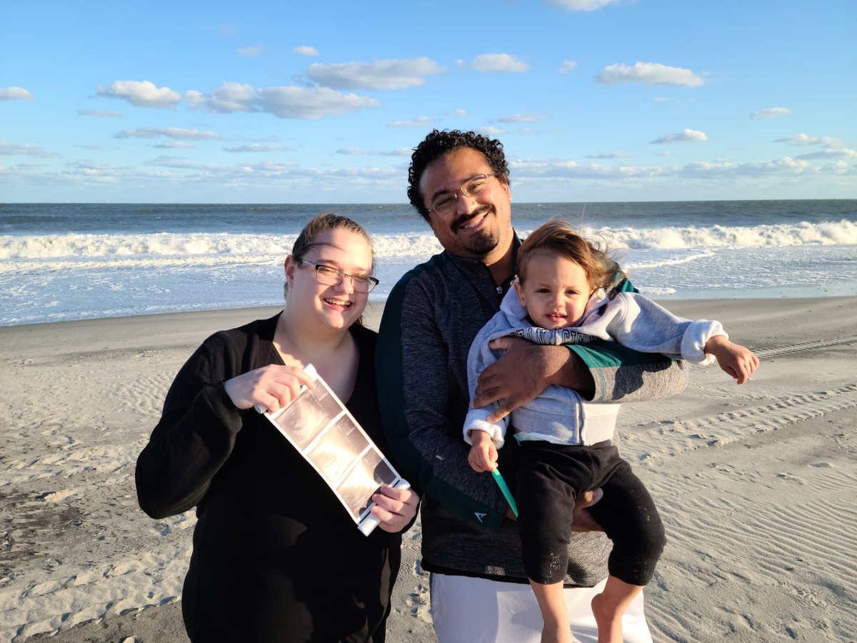 NBeauLeher's tweet photo. And baby makes 4!!!! #12weeks #familyoffour #OceanCity #herewegoagain https://t.co/RfsWY5k6CE