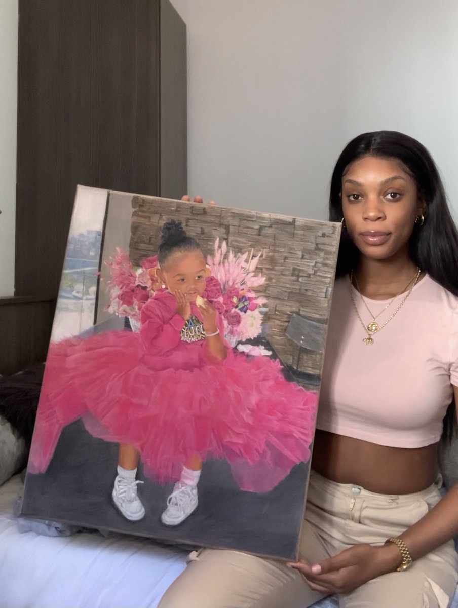 halicherry's tweet photo. Every little girl deserves a princess drawing in their room.✨👸🏽@iamcardib https://t.co/Q89FfMdHxT