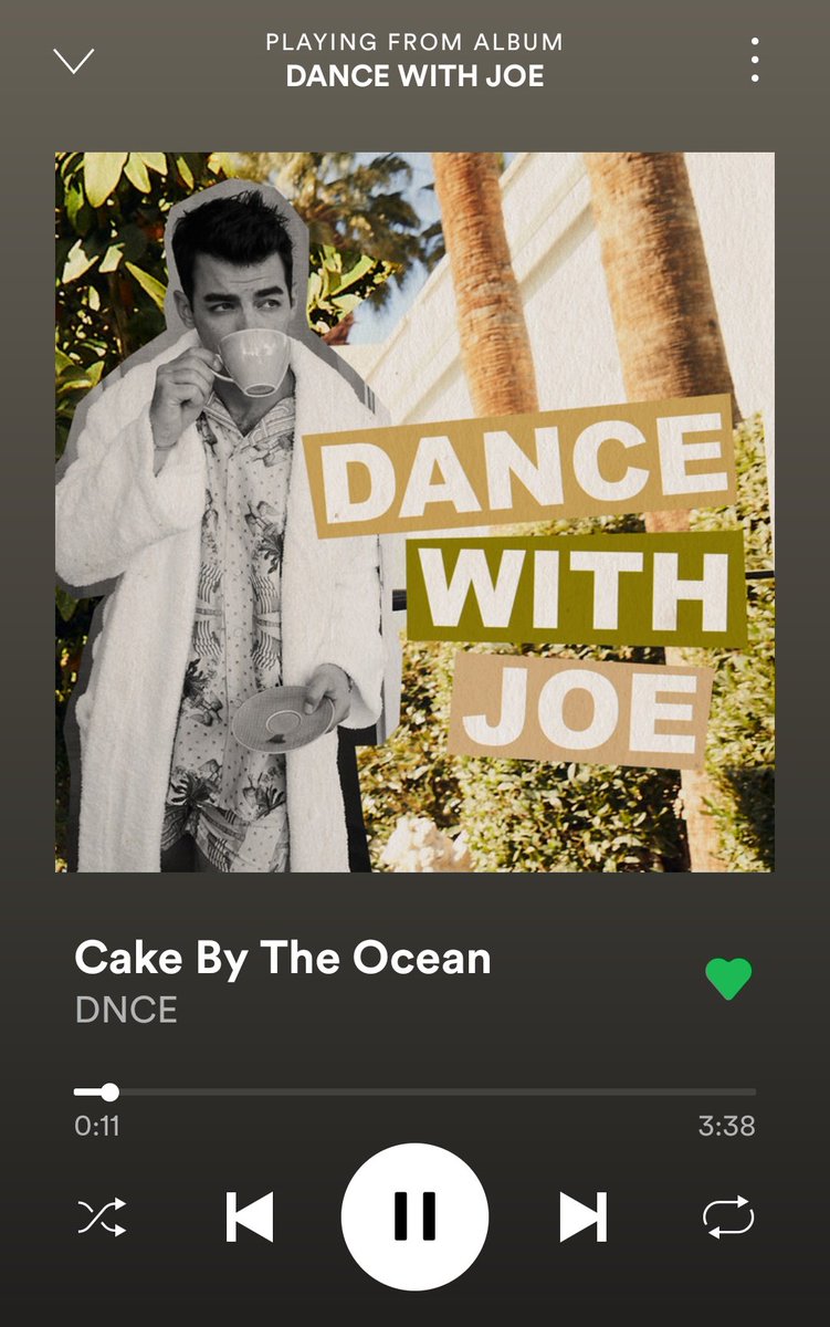joetrustjonas's tweet photo. So, we got two EPs featuring Cake By The Ocean. The @jonasbrothers said go #StreamCBTO to 1billion π₯³ Idk if it's just me tho but the one from Burnin' It Up doesn't show the cover photo yet and the version is a remix (3:54) from this Apero Hits album π
https://t.co/K1OVBn8UjV https://t.co/lo659lSqAy