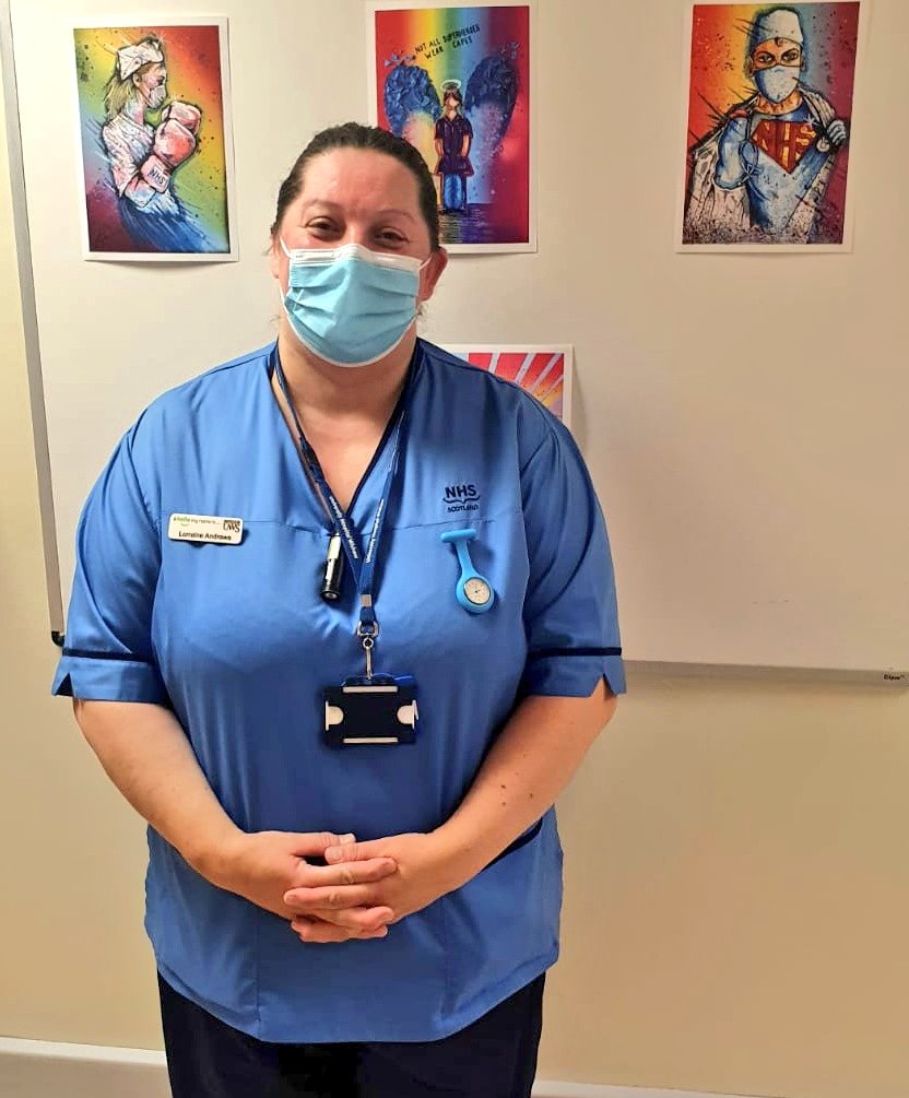 Yet another newbie to show off today!! Lorraine has donned her cornflower blues for her last set of nights with us. She's secured a post as a newly qualified nurse with our friends up in day surgery. Wishing you the very best @lainy757 @DaySurgUnitWgh 🌈❤ #newbies #teamuhw