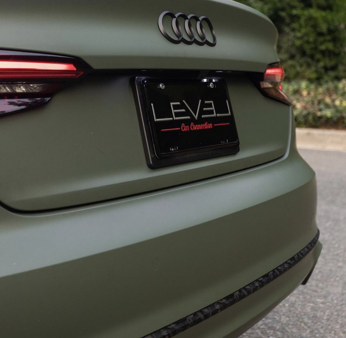 jplevels's tweet photo. Just wrapped this A5 Sportback Matte Military Green for a client and instead of doing chrome delete/blackout for the trims we added camo.. #Wrap #CarWrap #ChromeDelete #3M #LEVELcars https://t.co/BYUSv8u8LS