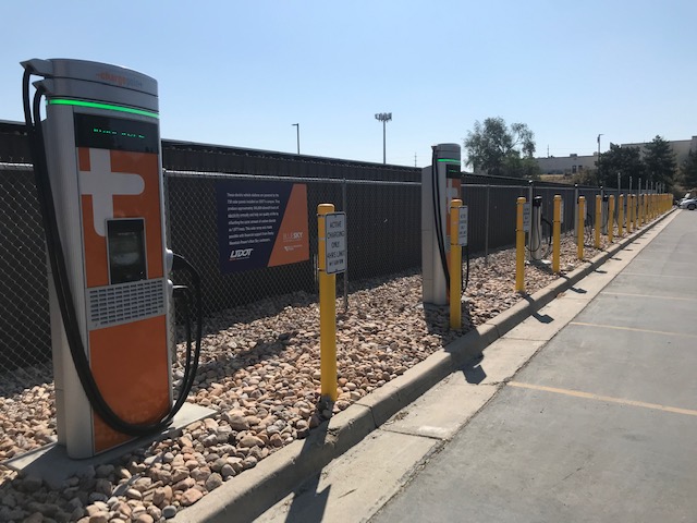 CarlosUDOT's tweet photo. Participating in a meeting hosted by Rocky Mountain Power to talk about the future of electric vehicles in Utah. Transportation is evolving quickly, and electrification is an important part of that transformation. I'm looking forward to seeing what's next! #KeepingUtahMoving https://t.co/LQWXIrVocS