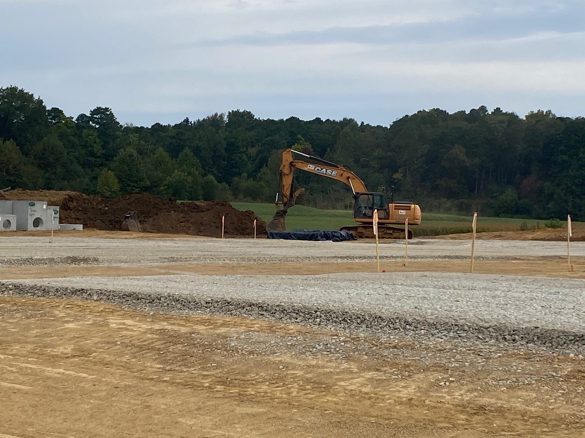 LighthouseStor's tweet photo. Coming Soon!
Groundbreaking for our fifth, next-generation storage facility in Boonville, IN! #Lighthousestorage #storagemadeeasy https://t.co/osCuoh59EG