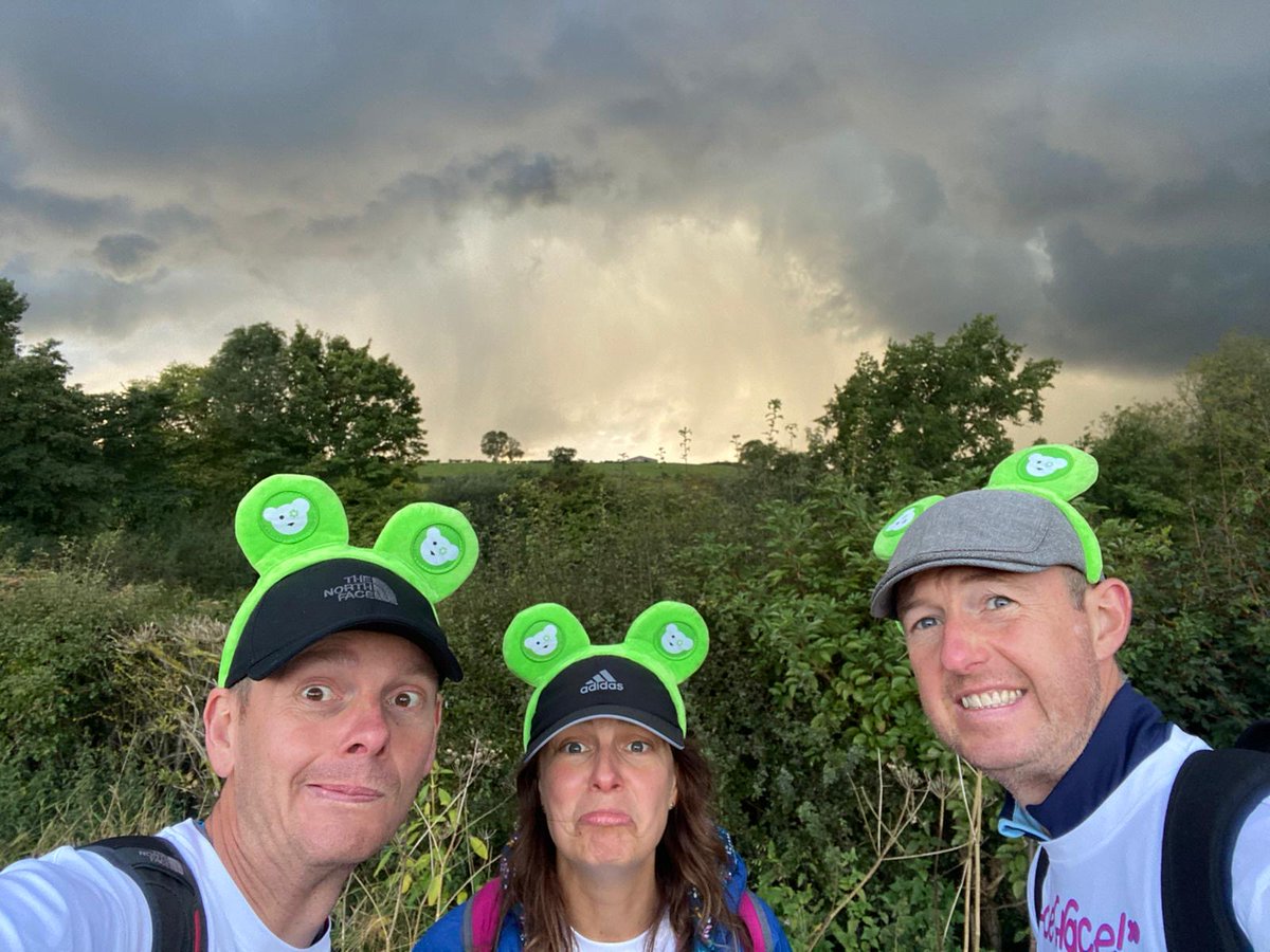 CSKELECLTD's tweet photo. Wow they have done absolutely fantastic today....👏👏 Painkillers, blisters, wrong turns &amp; storms but still going strong..💪💪💪Half way there, 60 miles to go...Lets hope them blisters heel for the morning..🤔🤞Please show your support &amp;follow this link... https://t.co/Ua6Li93Dzl https://t.co/D3DWxy65vy