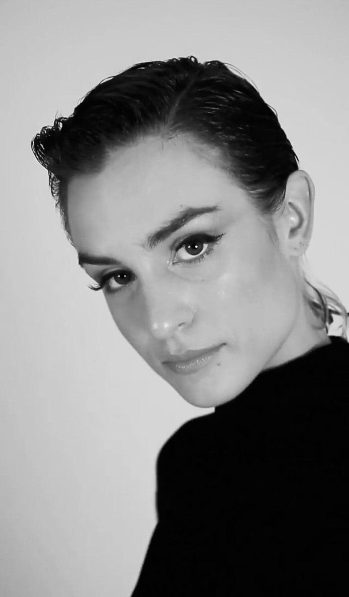 eilanbaes's tweet photo. god is a woman https://t.co/j1FNasNU8k