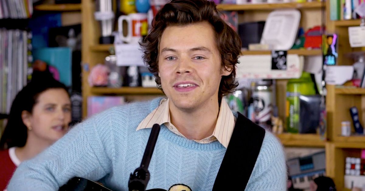 when he wore then baby blue chicken sweater at the tiny desk concert
