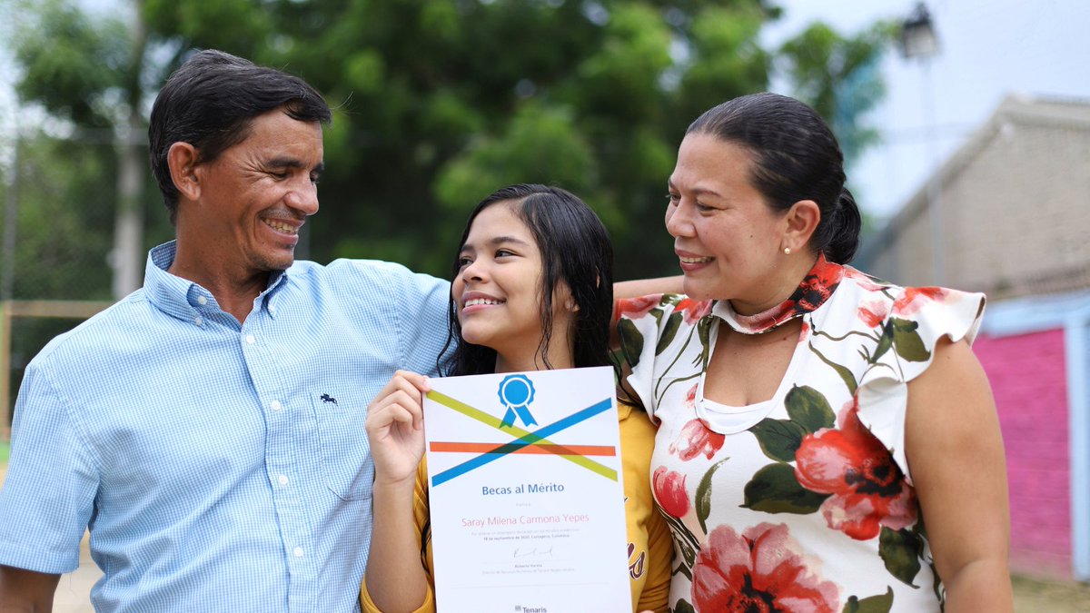 Tenaris's tweet photo. Supporting education in our communities for over 40 years. 516 students from Argentina, Colombia and Mexico have joined the ranks of the recipients of Tenaris Merit Awards. Full story: https://t.co/hDvHC02bBk
#learndevelopgrow #SustainabilityAtTenaris #TenarisAroundTheWorld https://t.co/rWzLcKy3ep
