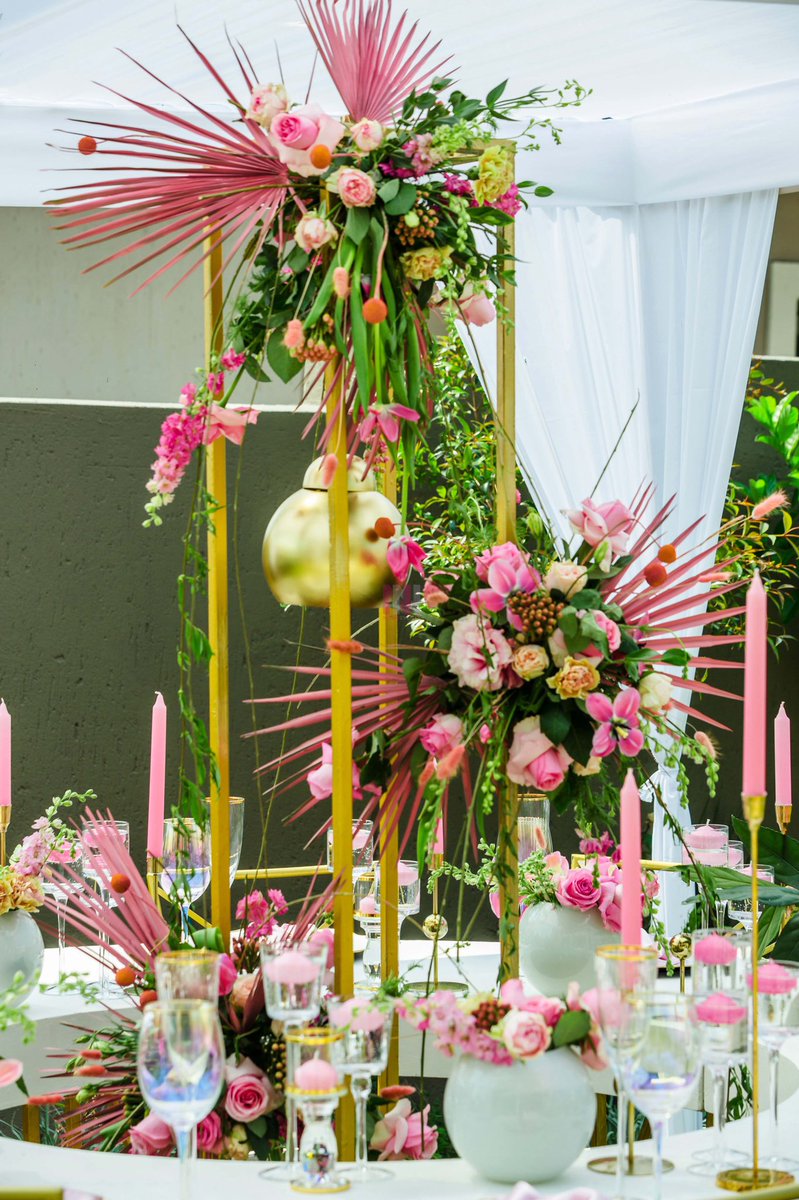 nonoevents's tweet photo. #O-Table
#Flowers
#DrapedGazebo
#PyramidGazebo
#BlossomWithMoozlie
#CruzInFullBloom
#Photobooth #Deco
#NonoEvents https://t.co/FJuHfb7Us4