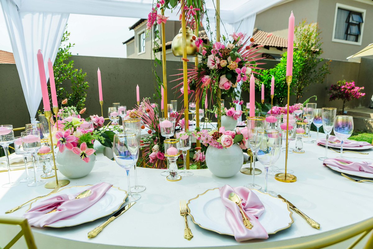 nonoevents's tweet photo. #O-Table
#Flowers
#DrapedGazebo
#PyramidGazebo
#BlossomWithMoozlie
#CruzInFullBloom
#Photobooth #Deco
#NonoEvents https://t.co/FJuHfb7Us4