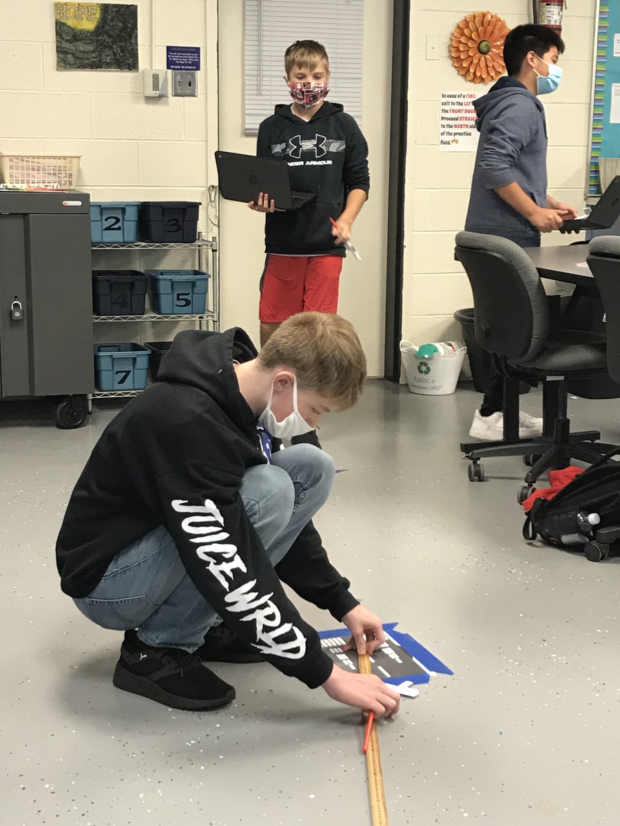 Ms_Steger's tweet photo. Flight &amp; Space: they learned about airfoils &amp; how they affect lift &amp; drag on a plane.  Then they chose a style of airfoil to build &amp; put them on their fuselage. They launched them with a straw, took measurements &amp; recorded the data, then made adjustments for the next trial. #STEM https://t.co/SKPA11V1Ai