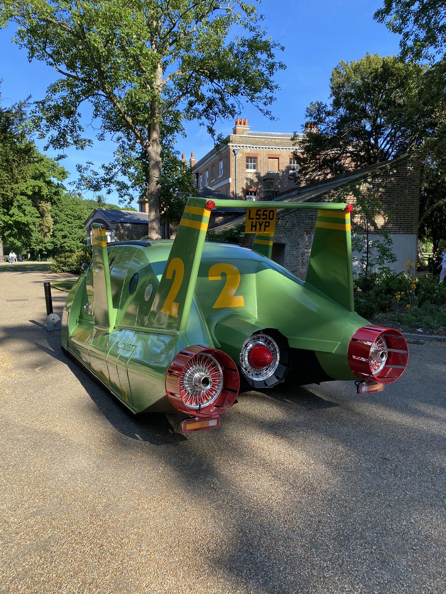 lastretch's tweet photo. Thunderbird 2 
#Thunderbirds #Thunderbird2 #FAB #photoshoot #Gantshill #Funcar https://t.co/mXWfK4e45n