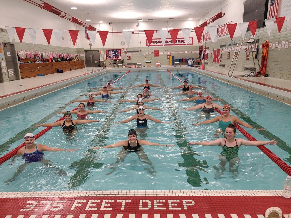 Girls Swim &amp; Dive take on social distancing! 💪😷🏊‍♀️ <a href="/IroquoisAthlet1/">Iroquois Athletics</a> #GoChiefs