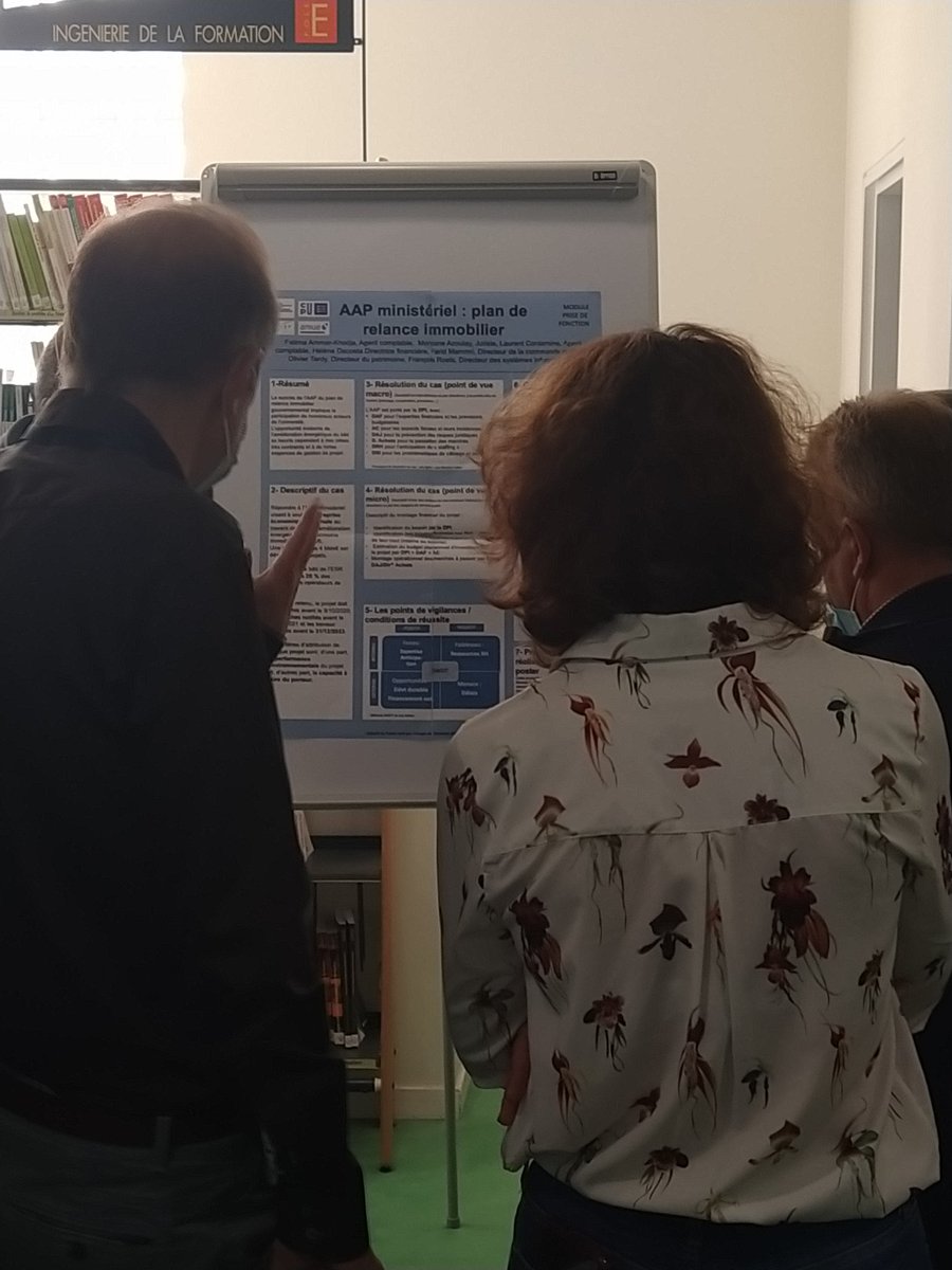 CcilePires2's tweet photo. Poster session qui présente  le travail inter métier des cadres de l'ESRI sur des thématiques partagées @Ih2ef #transversalite #mutualisation #formation #ESRI
@DavidFevin @ChapatBenjamin @Amue_Com https://t.co/BtdjeqzdIn