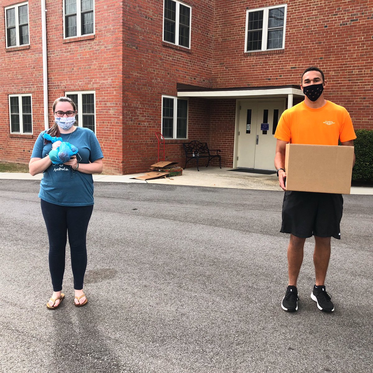 Student Alumni Ambassadors serve the community by volunteering at the Buies Creek First Baptist food bank #LeadingWithPurpose