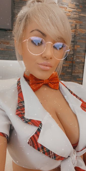 Do you need a schoolgirl tonight?😎  go to the link   ❤️ https://t.co/9OIEaDcL9I https://t.co/akwMoJV<a href="/tag/checkmyroom"class="tags"><span>#checkmyroom</span></a>