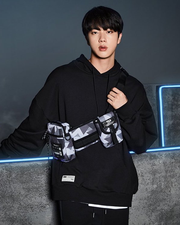 KimSeokjinSpain's tweet photo. 📸[FOTOS] #JIN junto a @BTS_twt para FILA en la nueva colección de PROTECT 7

🔗 https://t.co/XeK1lDqT7w
©️fila_korea
#방탄소년단진 #진 #BTS #PROTECT7 https://t.co/ExEkU2qaxo